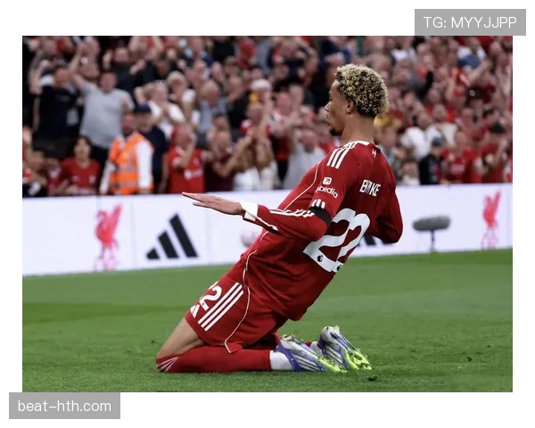 范戴克强势回归首发布局，球队防线全面升级