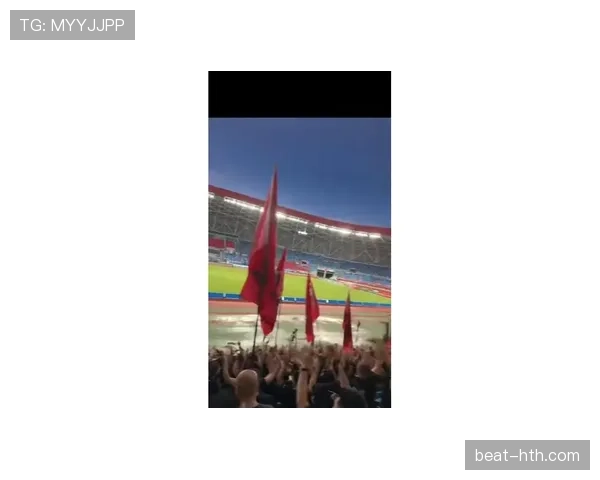 精彩对决引争议：裁判关键判罚引爆球迷热议