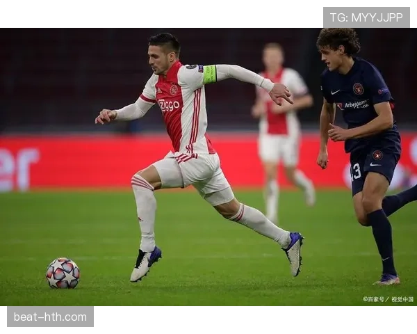 阿贾克斯在欧战中的出色表现持续提升，重回巅峰之路值得关注