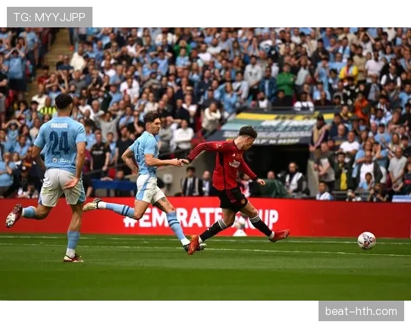 曼联复兴路：滕哈格战术危机下，红魔能否重回豪门巅峰？