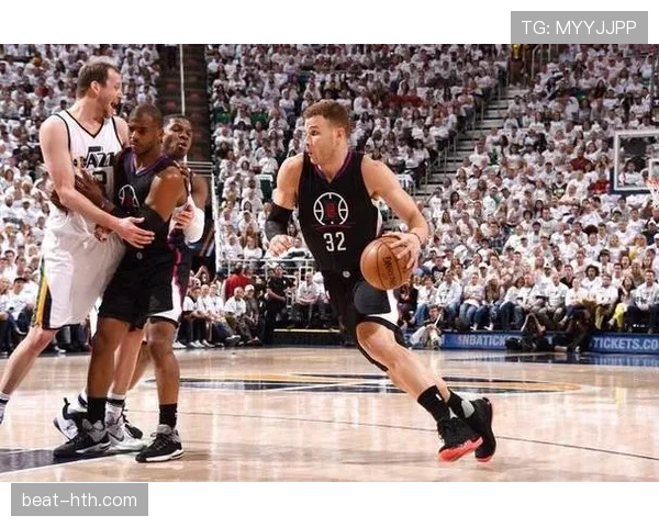 沃尔挡拆突入内线较上季助攻更高效