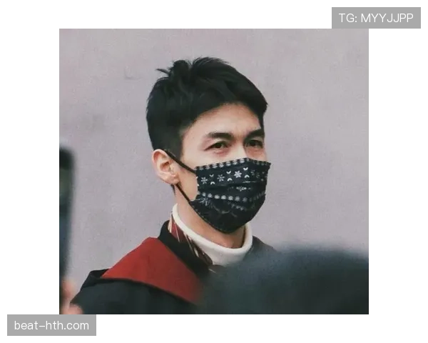 武大靖赛场上拼到脱胎换骨，衣柜里的衣服却全是街头风让人看懵！